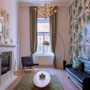 design-apartments-budapest.inbudapesthotels.com/